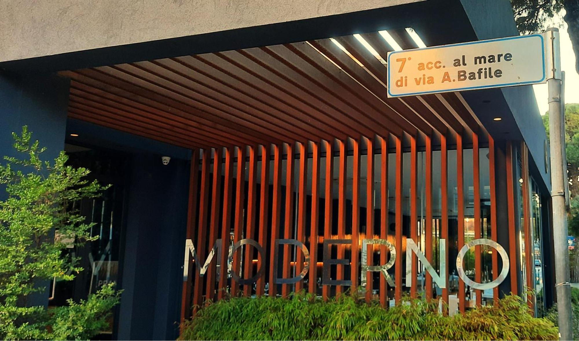 לידו די ג'סולו Hotel Moderno מראה חיצוני תמונה
